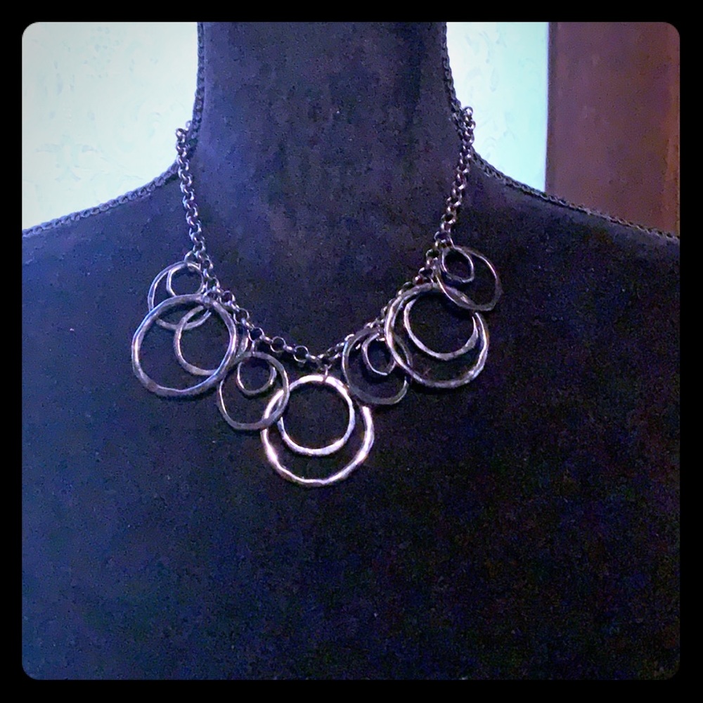 Short gunmetal necklace